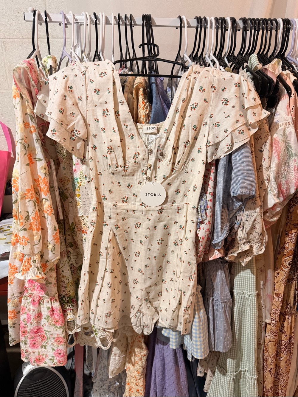 STORIA | Sunday Bloom Romper - Picture 2 of 2